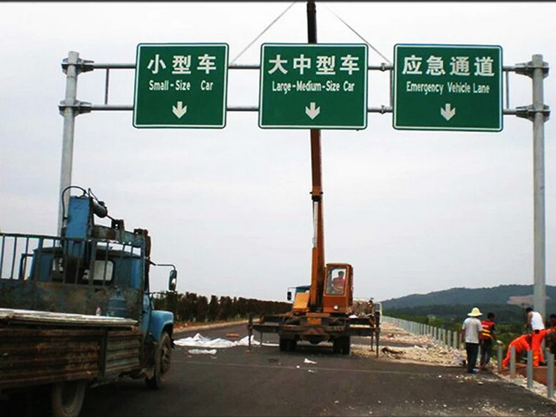 標(biāo)志桿